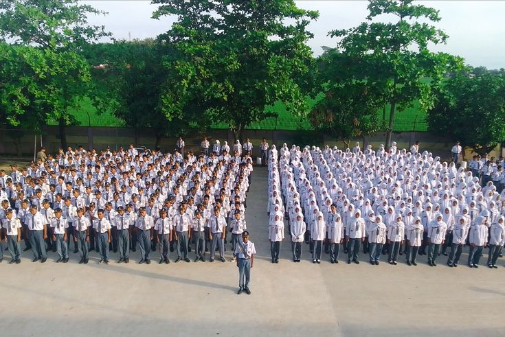 hari pahlawan